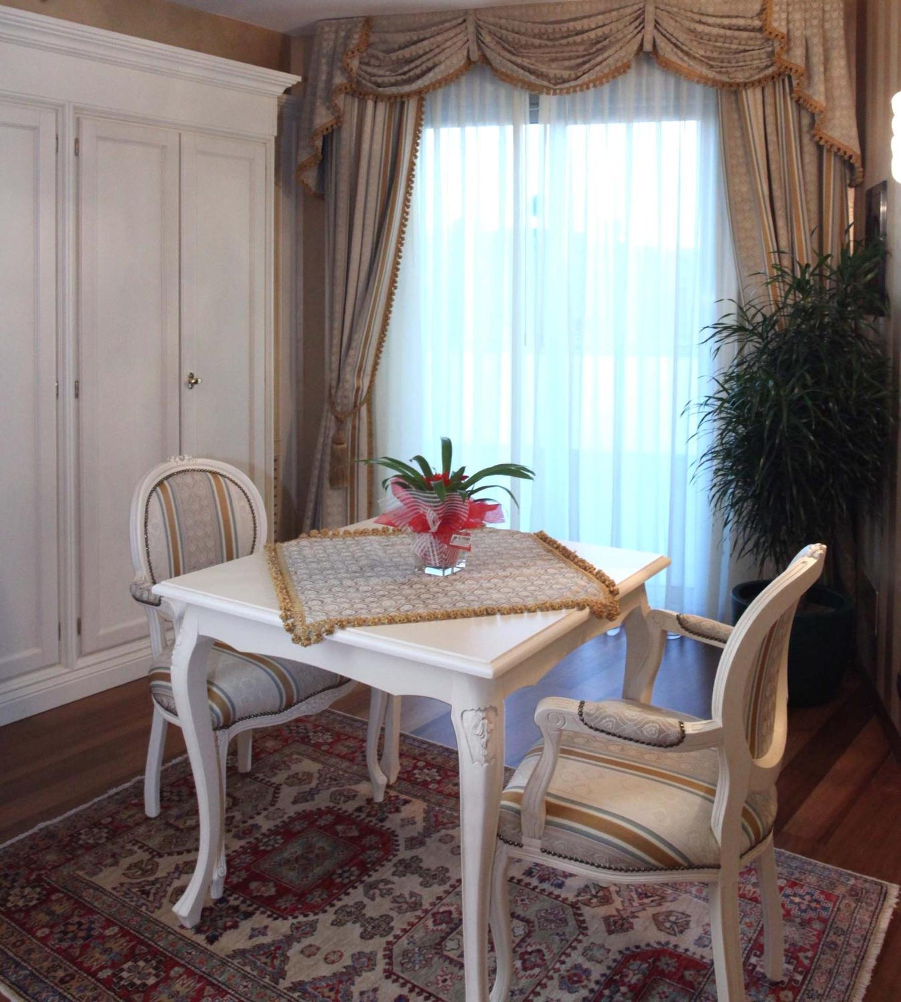 Hotel Calissano Альба Екстер'єр фото